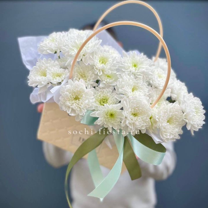 Сумочка с хризантемами в Екатеринбурге