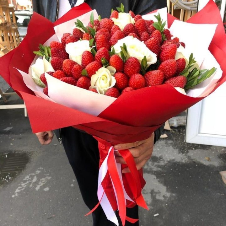 Клубника со сливками №1 в Екатеринбурге