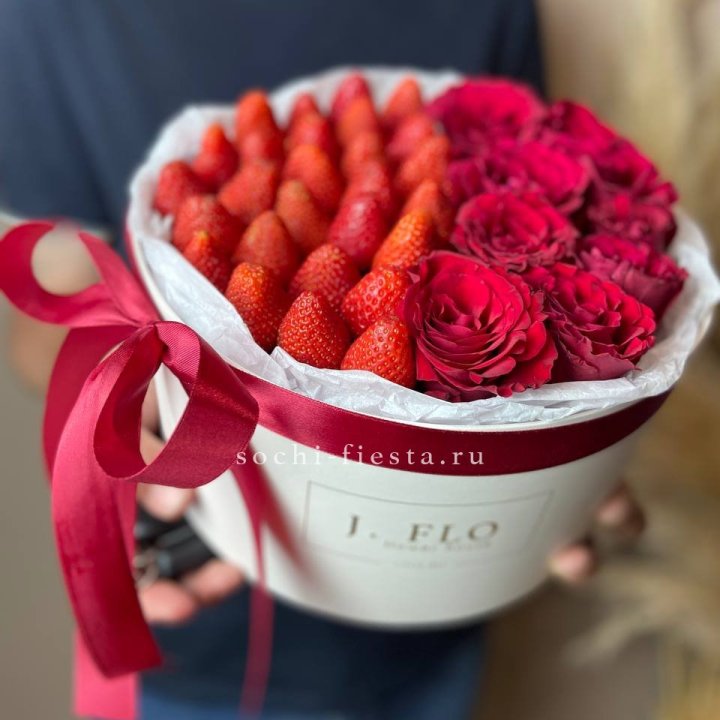 Клубничный бокс №1 в Екатеринбурге