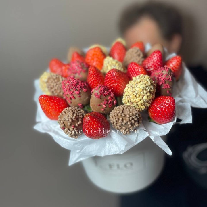 Клубника в боксе 30 ягод в Екатеринбурге