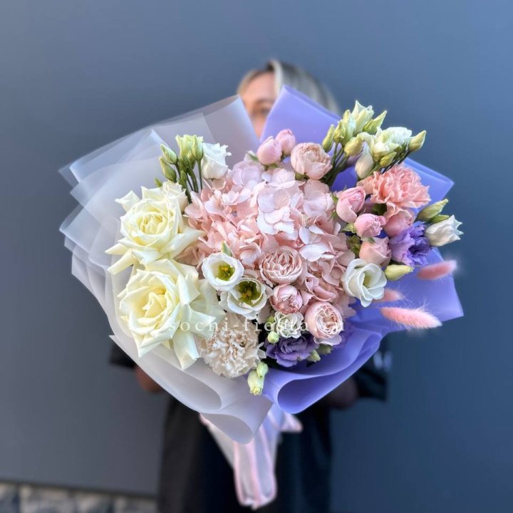 Букет "Виолет дрим" в Екатеринбурге