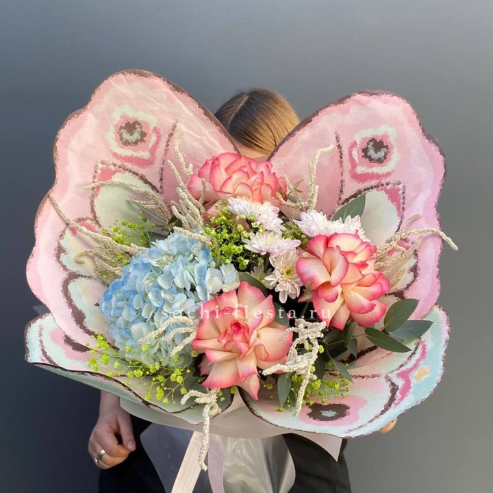 Дизайнерский букет бабочка №5 в Екатеринбурге