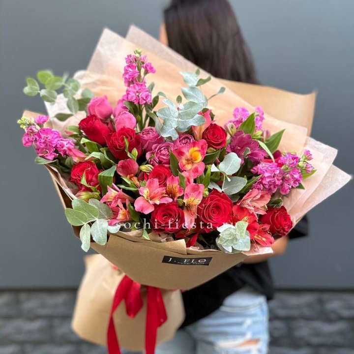 Дизайнерский букет №3 в Екатеринбурге