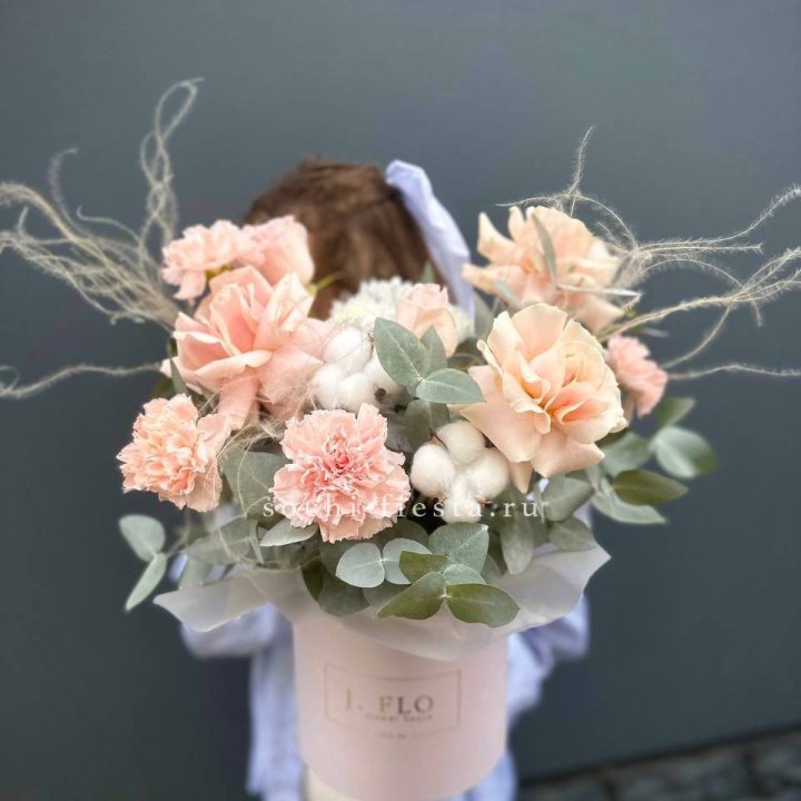 Цветочный бокс "Лесия" в Екатеринбурге