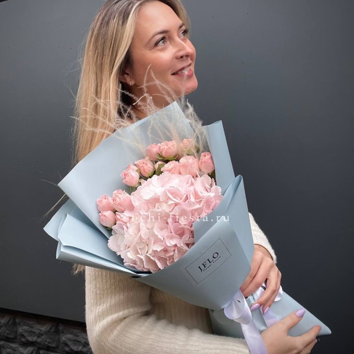 Гортензия  "Жасмин" в Екатеринбурге