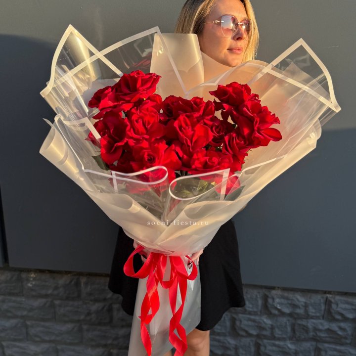  Букет  высоких роз 15 шт в Екатеринбурге