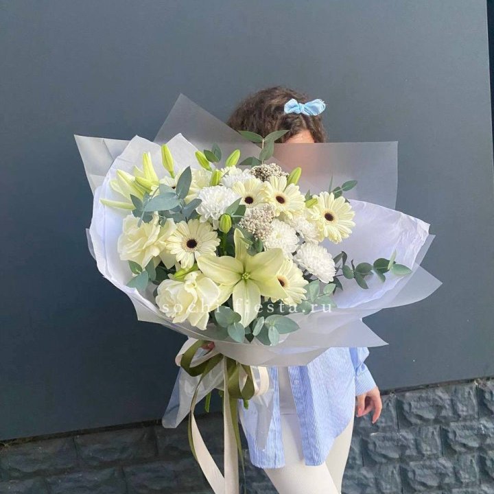 Букет с лилией и герберой в Екатеринбурге