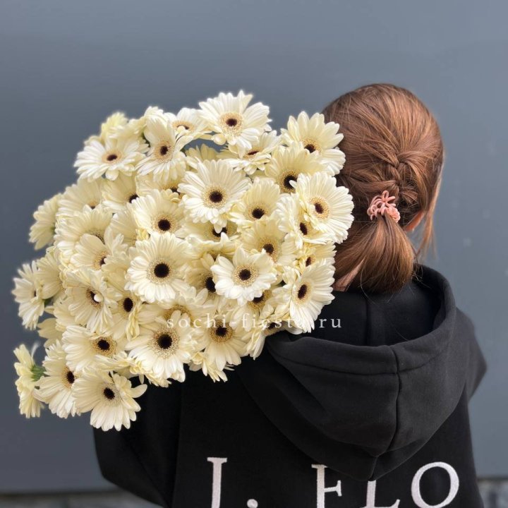 51 гербера в Екатеринбурге