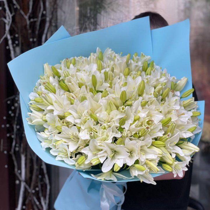 51 лилия в оформлении в Екатеринбурге