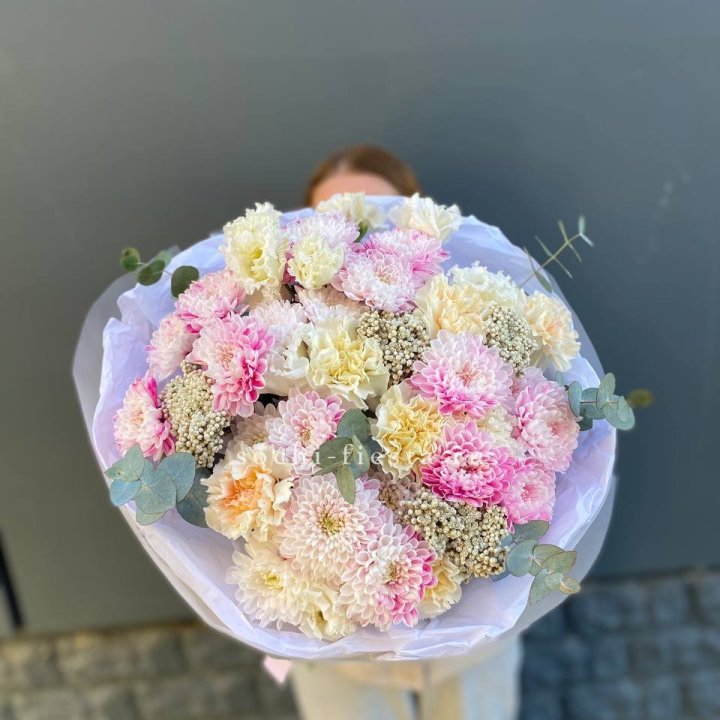 Букет из стойких цветов  в Екатеринбурге