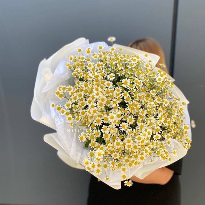 Букет ромашек "Фемели" в Екатеринбурге