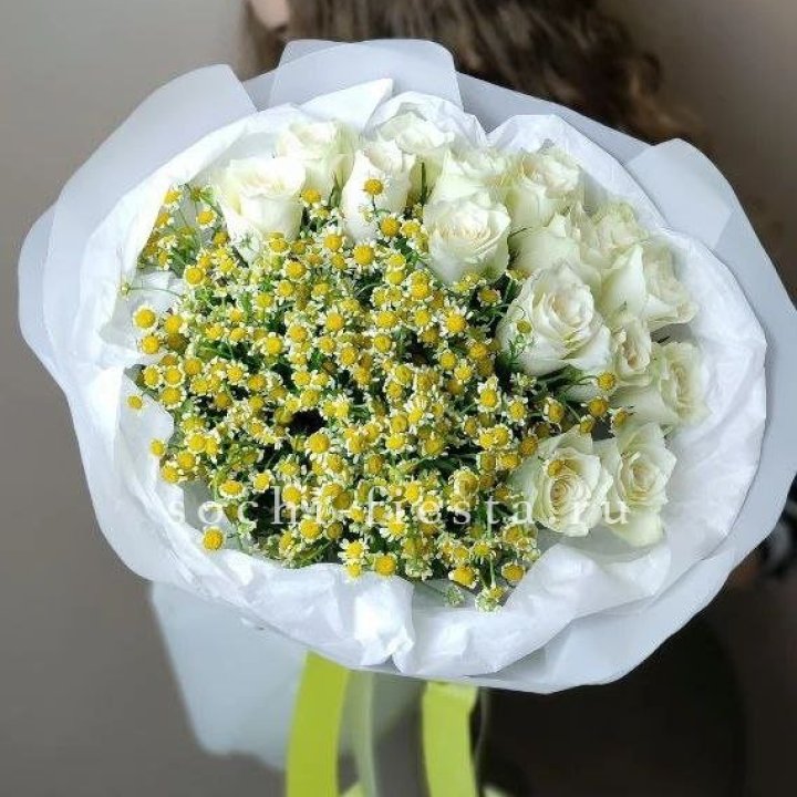 Букет ромашек и роз "Полина" в Екатеринбурге