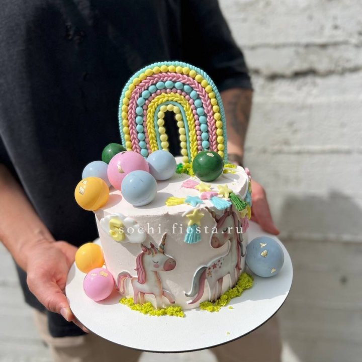 Торт "Радуга с единорогом" в Екатеринбурге