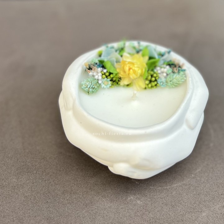 Свеча ароматическая в гипсе Руки в Екатеринбурге