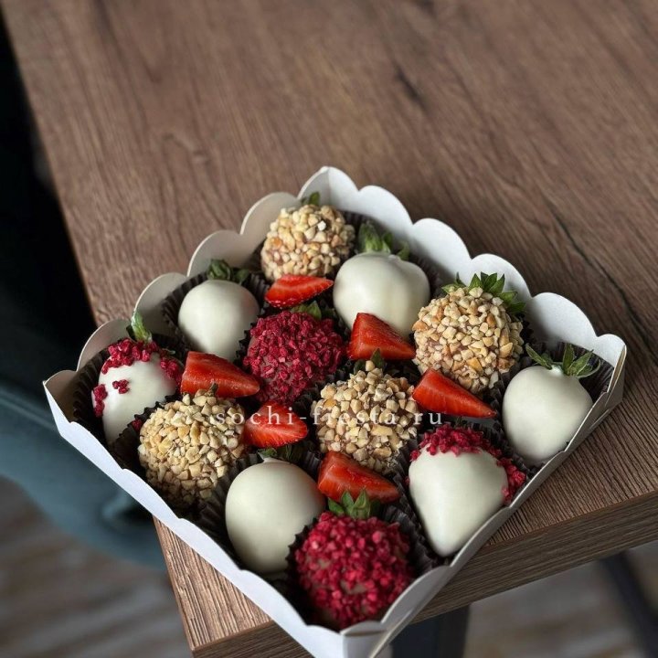 Клубника в шоколаде 12 ягод №2 в Екатеринбурге