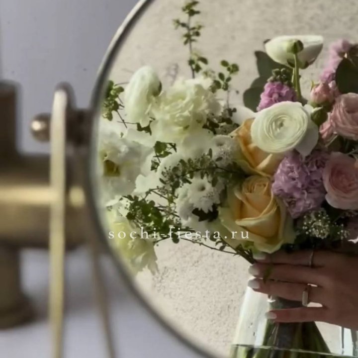 Цветочная подписка "Пакет средний" в Екатеринбурге