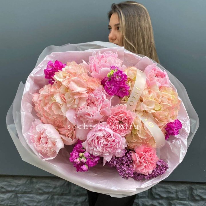  Букет "Фловер пионс" в Екатеринбурге