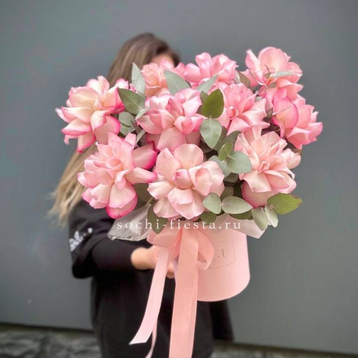 11 Фрунцузских роз "Венди" в Екатеринбурге