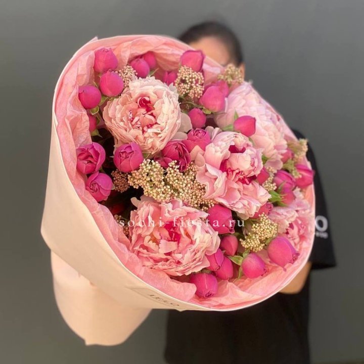  Букет с пионами "Преференс" в Екатеринбурге