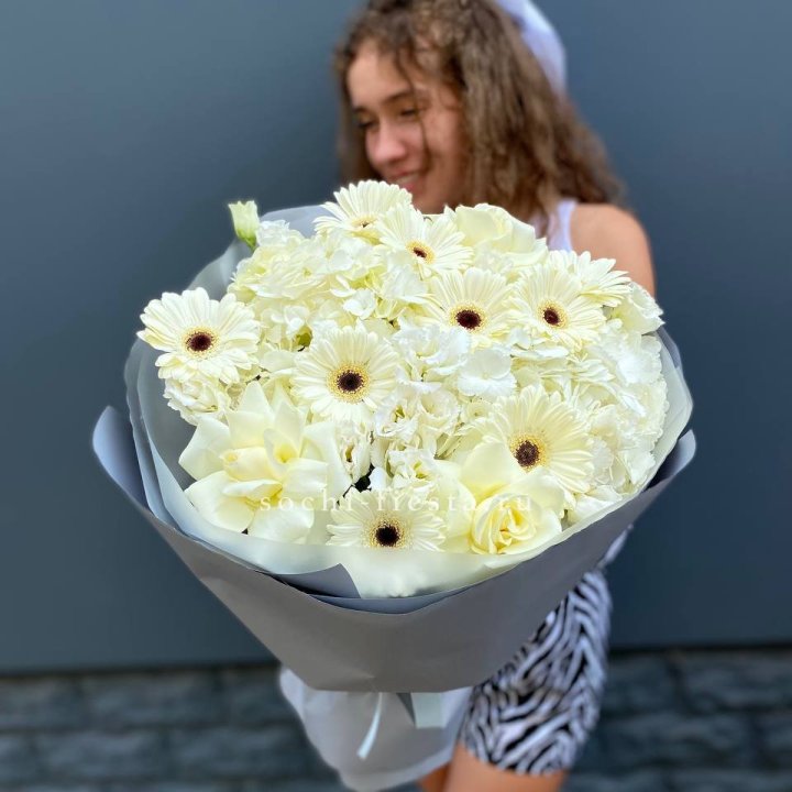  Букет "Вайт люксур" в Екатеринбурге