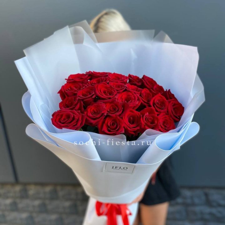 25 высоких роз  в Екатеринбурге