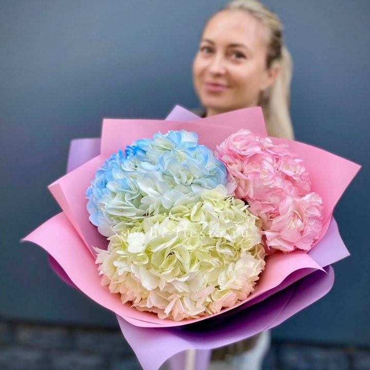 Букет гортензий "Тоника" в Екатеринбурге