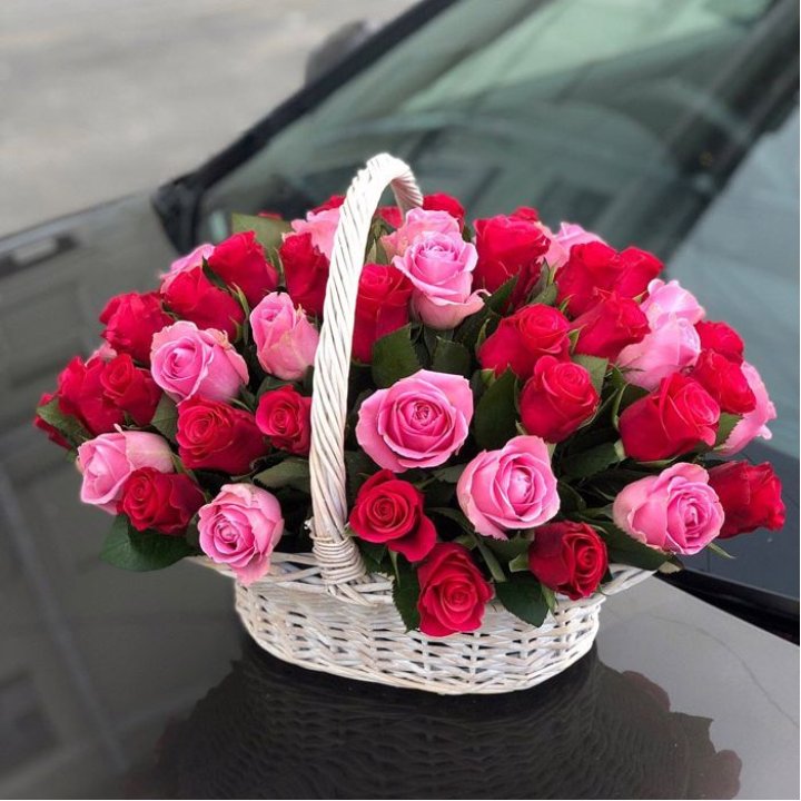 Корзина с розами  в Екатеринбурге