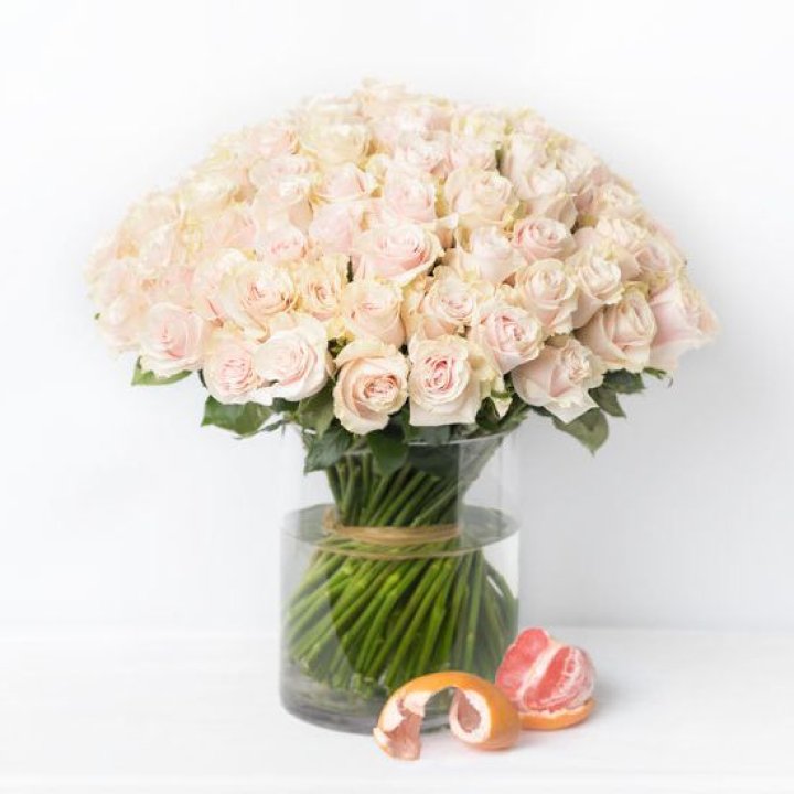 101 кремовая роза в Екатеринбурге