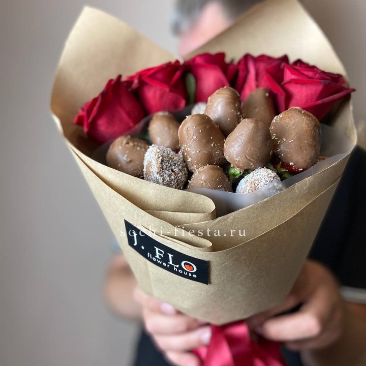 "Тандем с шоколадной клубникой" в Екатеринбурге