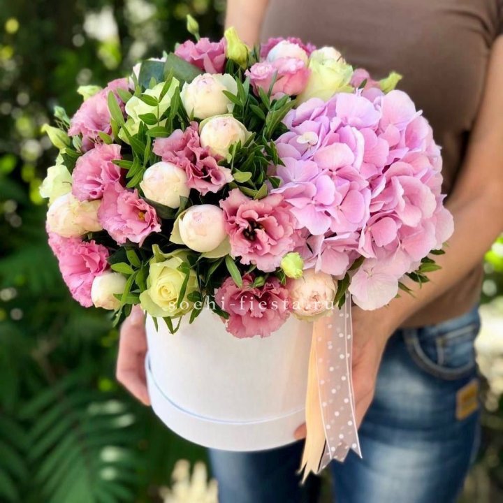 Дизайнерский цилиндр №2 в Екатеринбурге