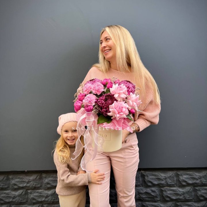 Цветочный бокс "Альба" в Екатеринбурге