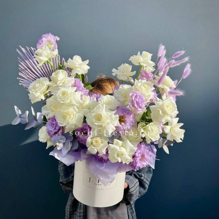 Цветочный бокс "Изабель" в Екатеринбурге