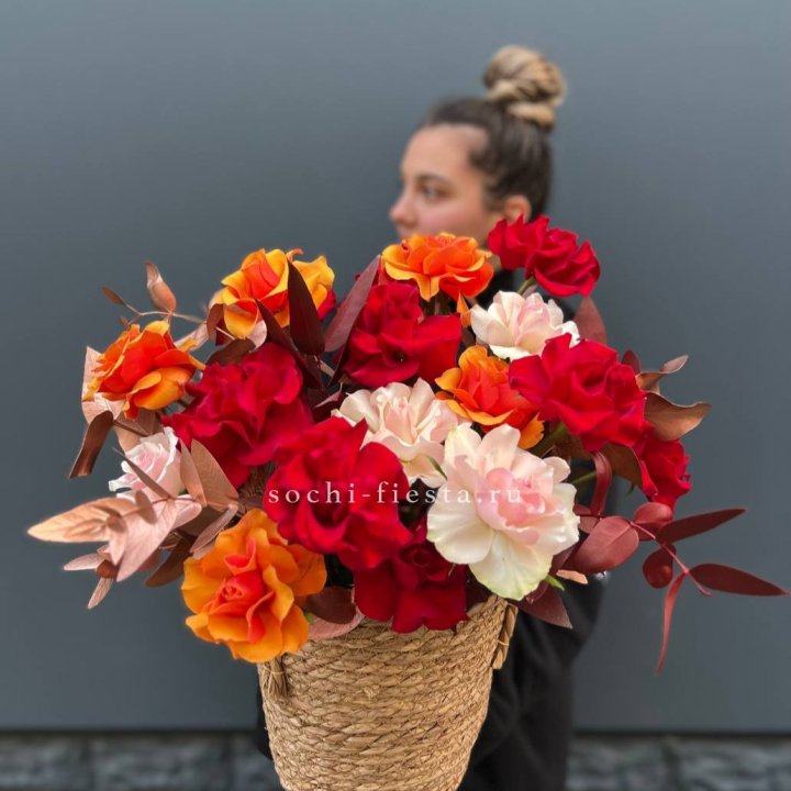 Авторский бокс "Роксана" в джутовом кашпо в Екатеринбурге