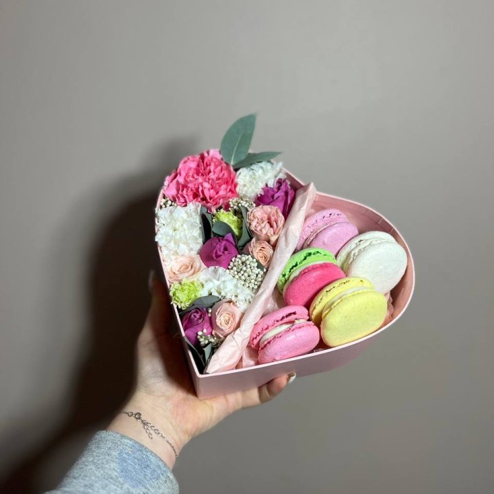 Дуо цветы и макаронсы в Екатеринбурге