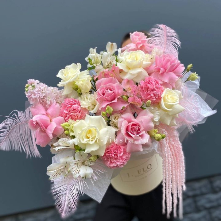 Дизайнерский бокс "Ловели" в Екатеринбурге