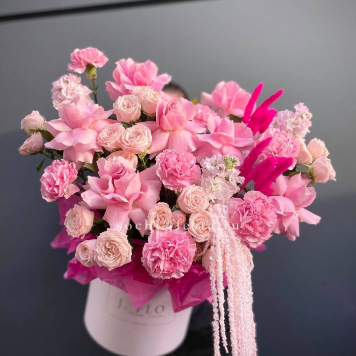 Цветочная коробка "Стелла" в Екатеринбурге