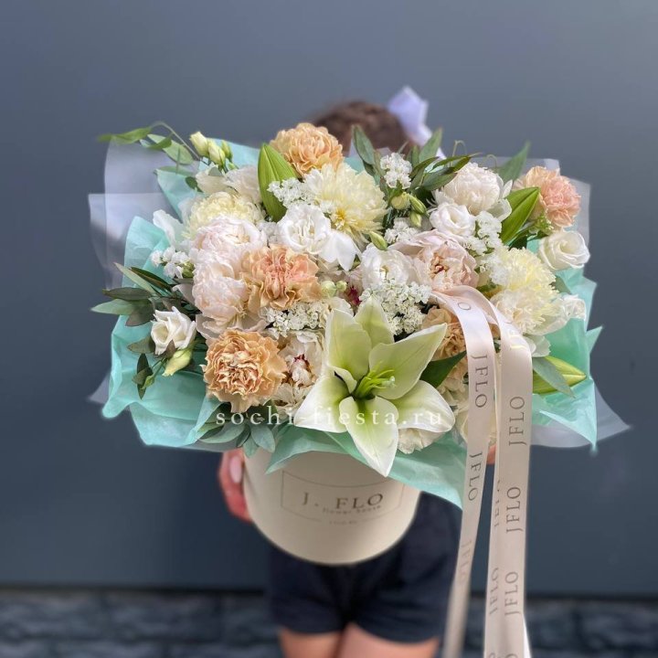 Дизайнерский цилиндр "Амвайл" в Екатеринбурге