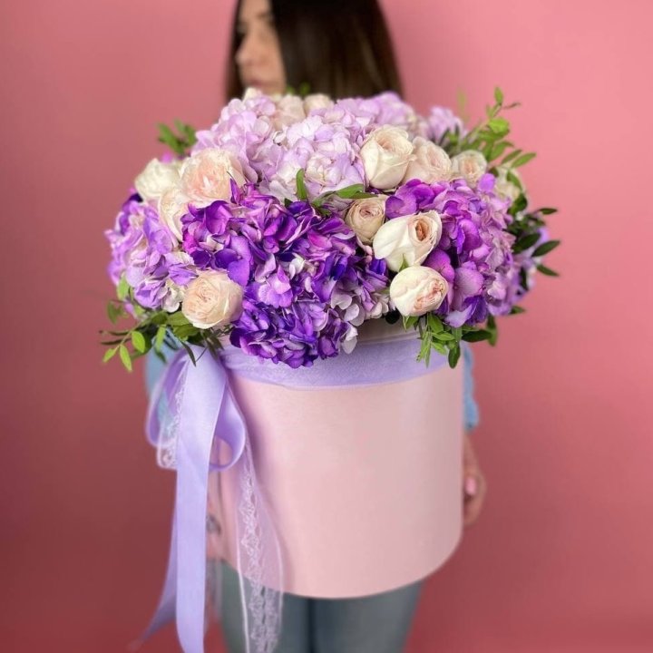 Авторский бокс "Виолета" в Екатеринбурге