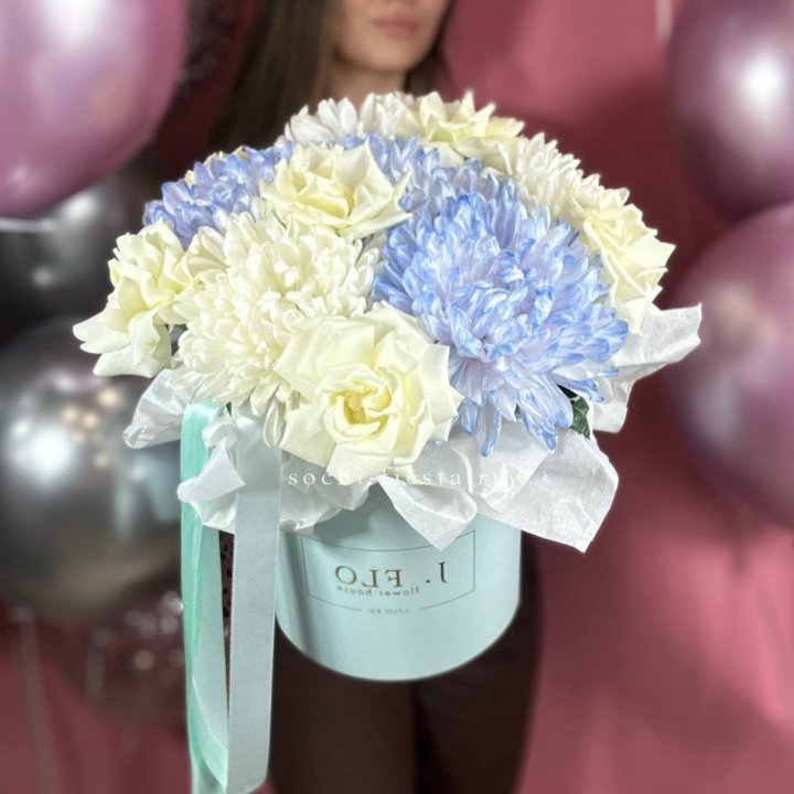 Коробка с цветами "Вольта" в Екатеринбурге