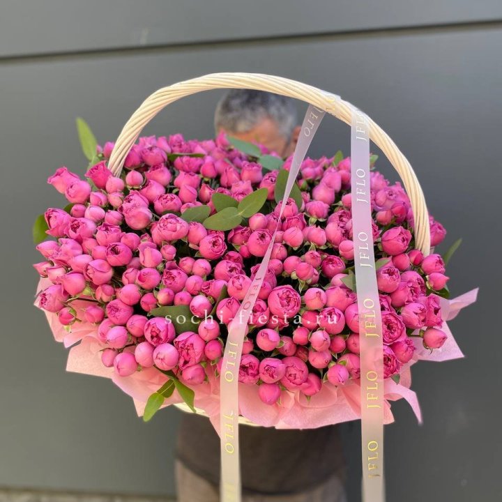 Корзина роз Мисти Баблс 101 в Екатеринбурге