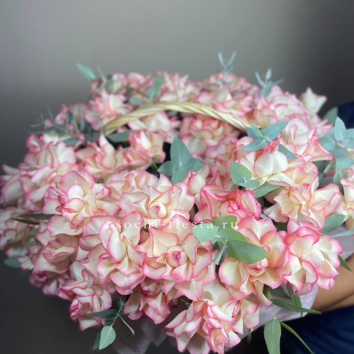 51 джумилия  в корзине   в Екатеринбурге