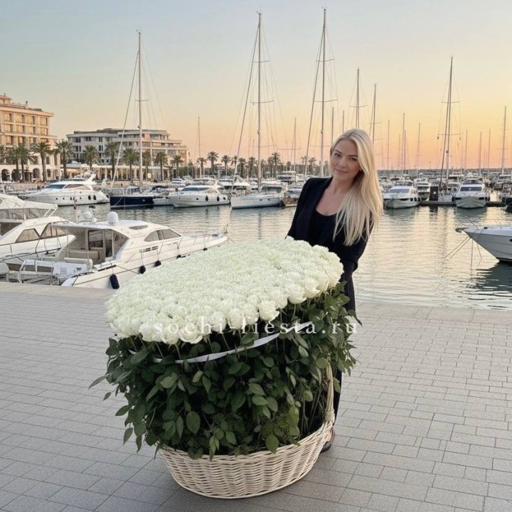 301 высокая роза в корзине в Екатеринбурге