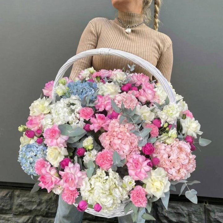 Цветочная корзина №3 в Екатеринбурге