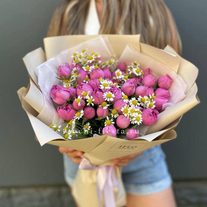 Дуобукет мисти с ромашками  в Екатеринбурге