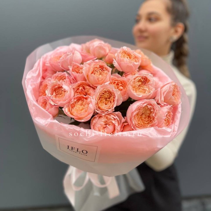 Букет из пионовидных роз Джульетта в Екатеринбурге