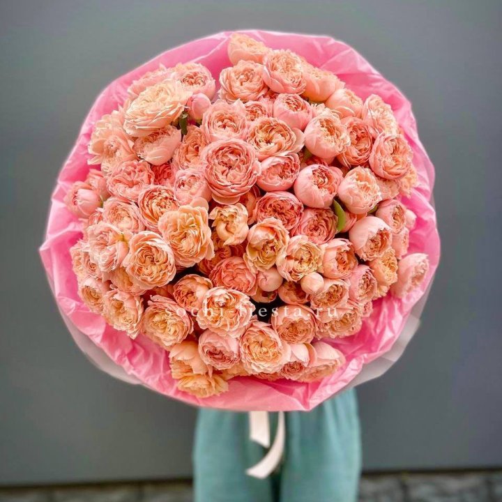 Букет кустовых пионовидных роз Джульетта "Принцесса" в Екатеринбурге