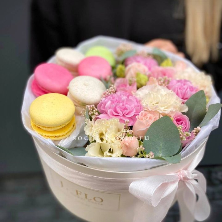 Бокс с макаронс "Тендернес" в Екатеринбурге