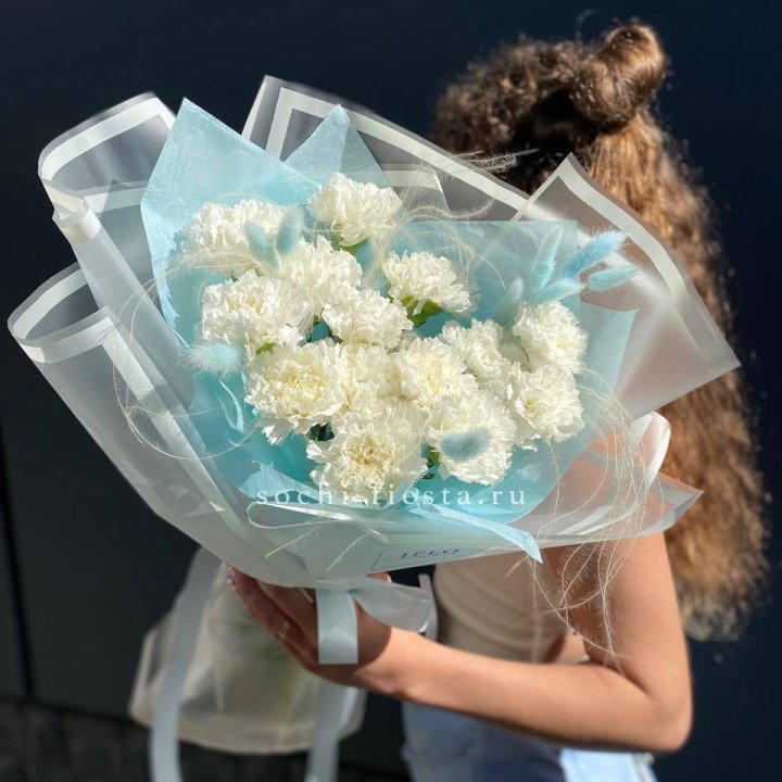 Воздушный букет из диантусов  в Екатеринбурге
