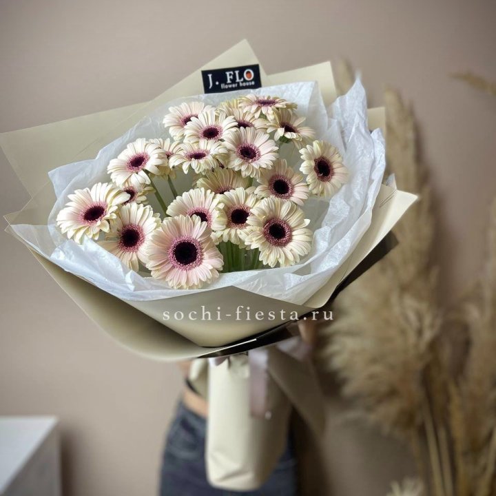 Букет голландских гербер "Свит" в Екатеринбурге