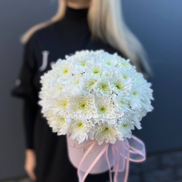 Коробка с хризантемами №1 в Екатеринбурге